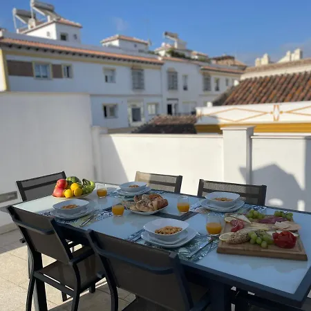 Σπίτι διακοπών New Townhouse In The Heart Of With Jacuzzi