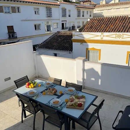 בית נופש New Townhouse In The Heart Of With Jacuzzi *